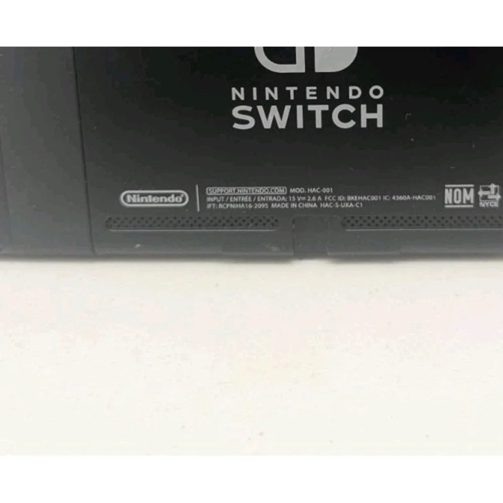 Nintendo Switch Console (HAC-001) with Gray Joy-Cons + Comfort Grip